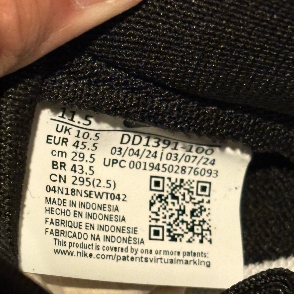 Nike Dunk Low Black White Panda DD1391-100 Mens Shoes Size 11.5 - Picture 9 of 10